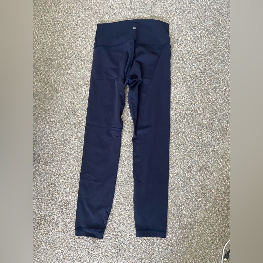 LULULEMON NAVY LEGGINGS